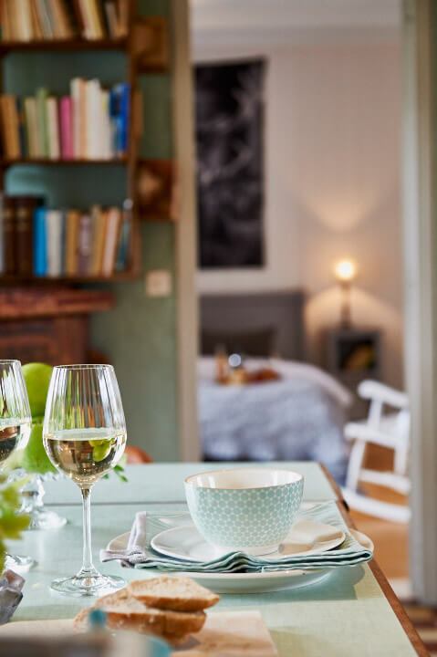 Ambiance romantique chez roselouisemarie.com Ambiance romantique pour ce gîte de charme