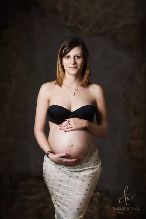 Portrait d'une future maman, réalisé au studio Portrait d'une femme enceinte - Studio Imagez-vous, Bretagne