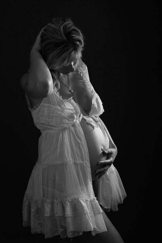 Portrait de femme enceinte par Isabelle Le Chanu