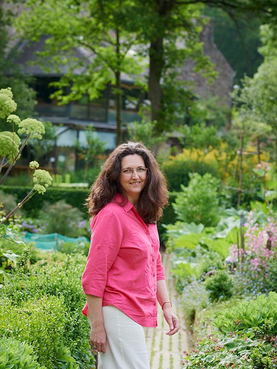 Portrait de femme, professionnel du bien -être à Yffiniac